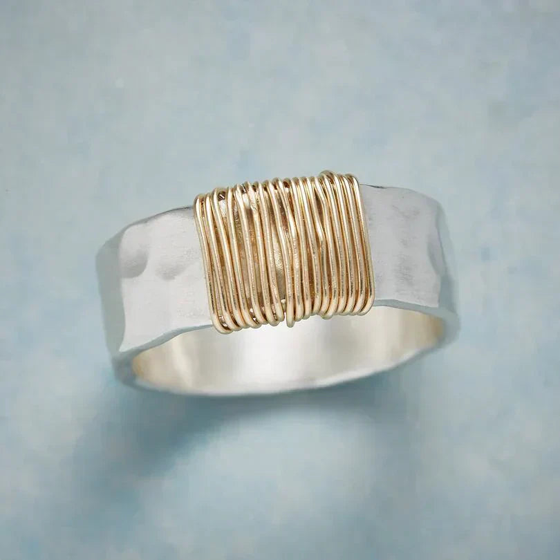 Silver och Guld Wire Wrapped Ring