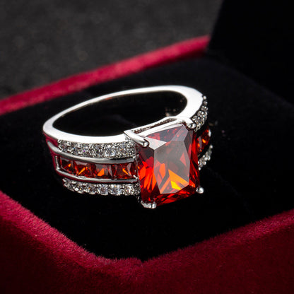 Kassira Redmont Ring | Vitguld