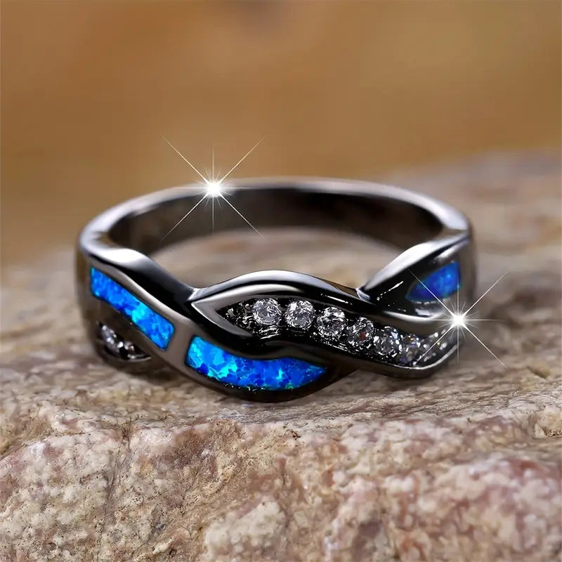 Thessia Lunebray Ring | Vitguld