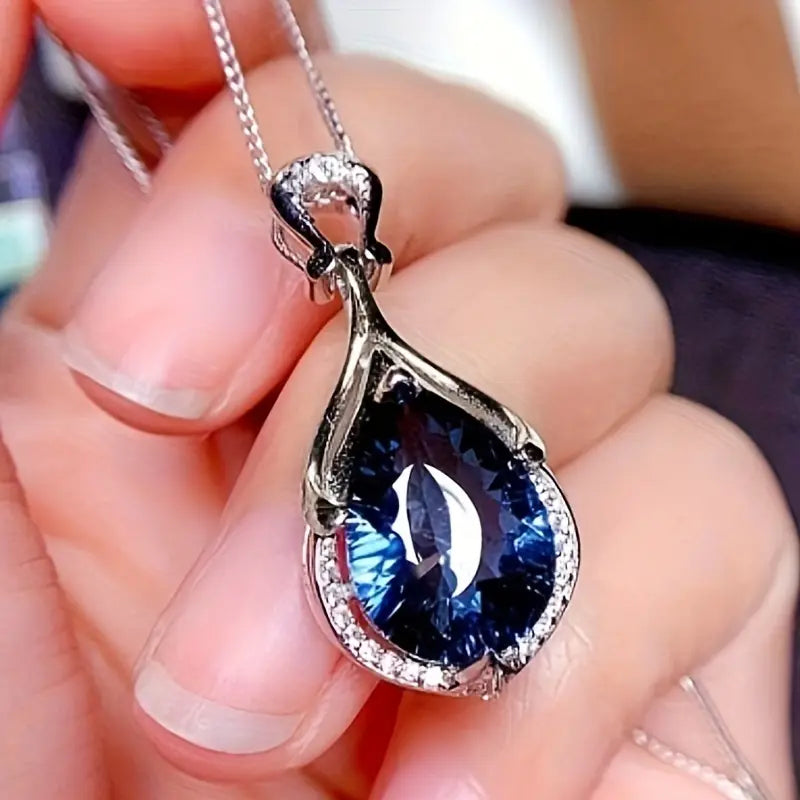 Alindra Feymorra Halsband | Vitguld