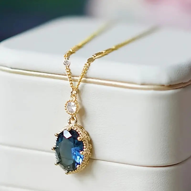 Thessia Lunebray Halsband | Guld