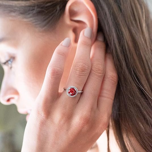 Crimson Glow Promise Rubin Ring | Vitguld