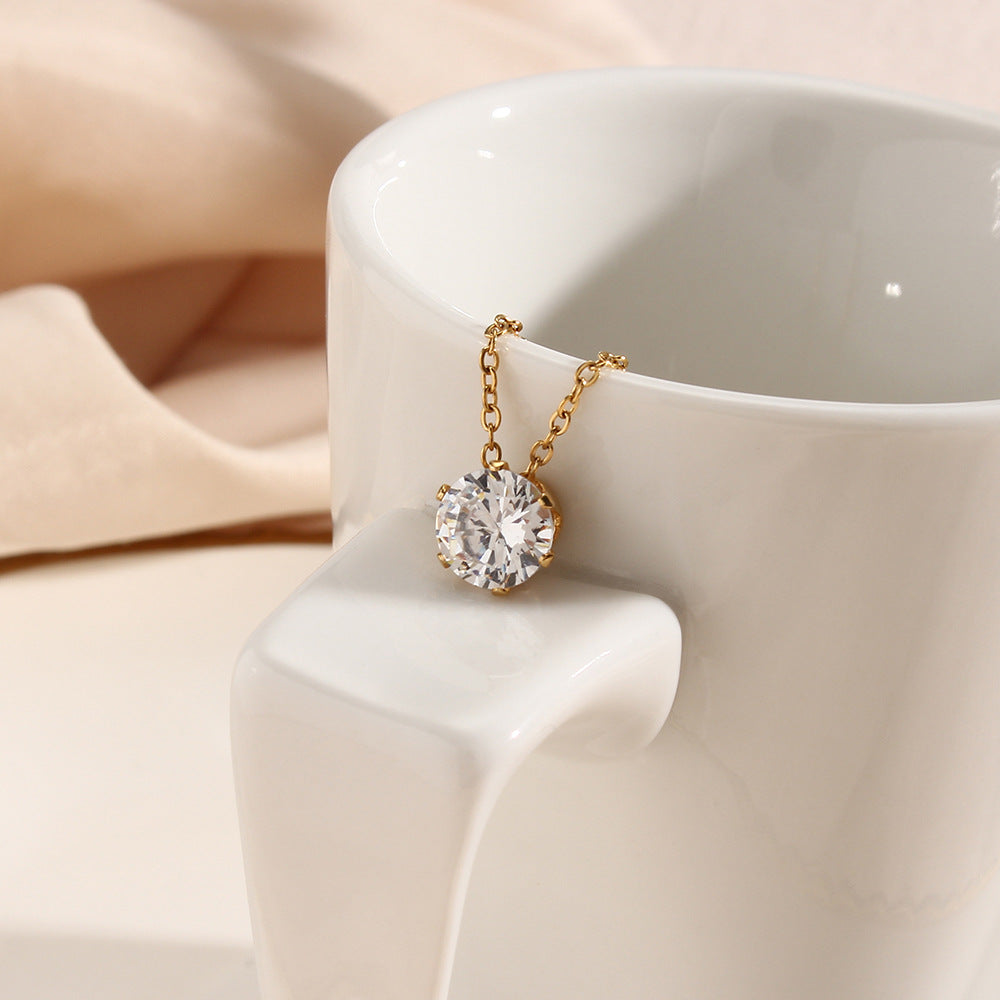 Kyla Solitär Guld Halsband
