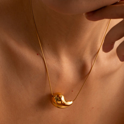 Sandra Hängande Halsband