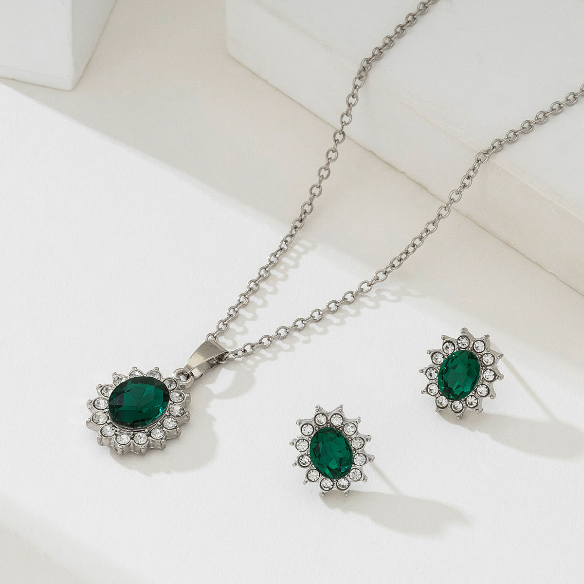 Katya Smeryn Smycke Set | Vitguld