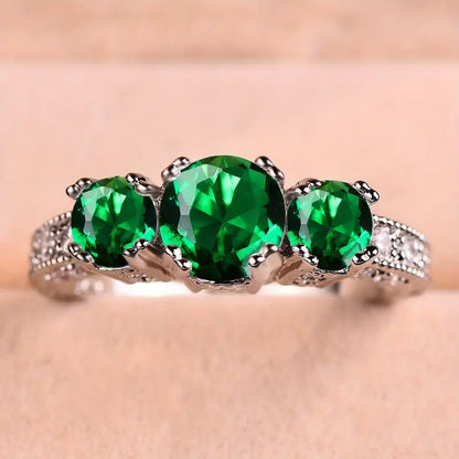 Serilda Wynloren Ring | Vitguld