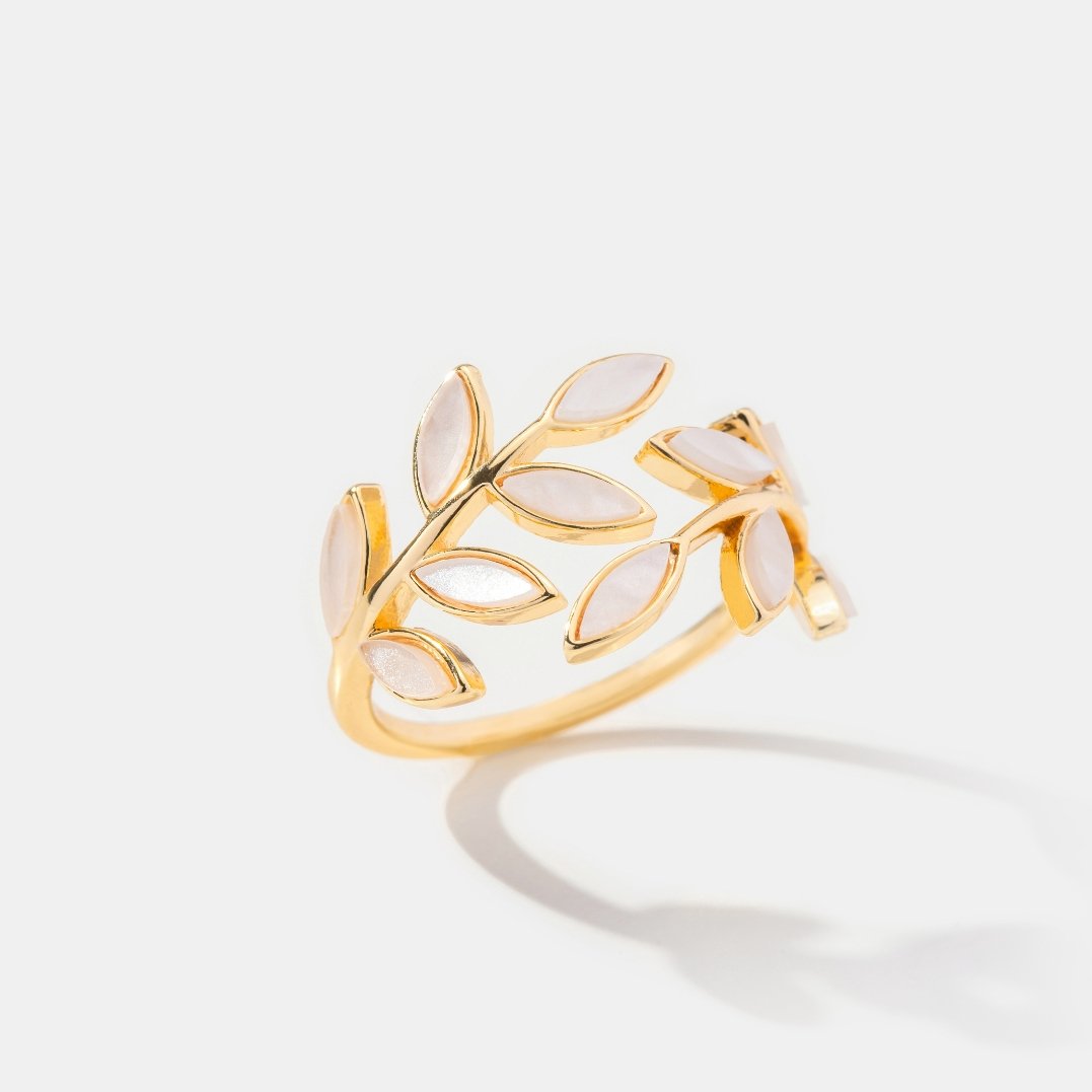 Guld Leaf Motif Ring