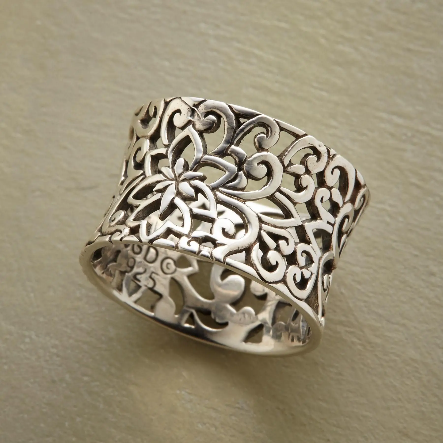 Silver Ornate Filigran Ring